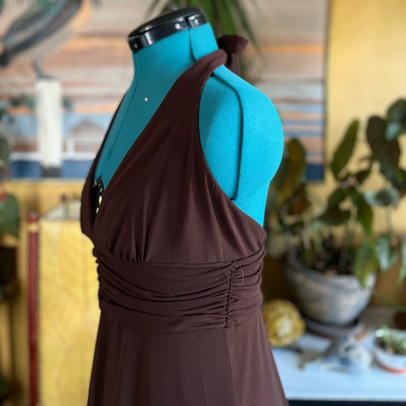 Flattering form fitting dress by Speechless - Picture 5 of 7